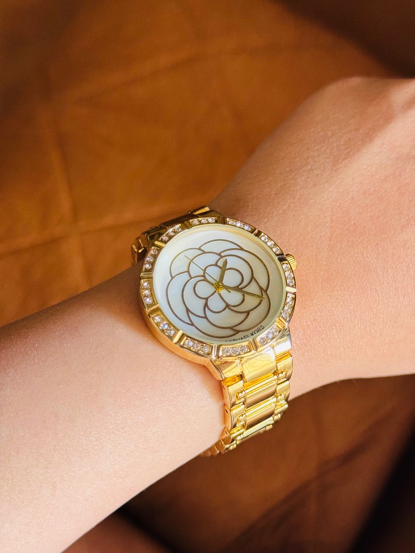 Women's Watch – Golden Stainless Steel with White Flora Dial